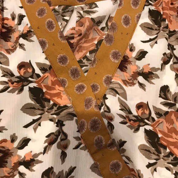 Floral tunic top - Picture 5 of 7